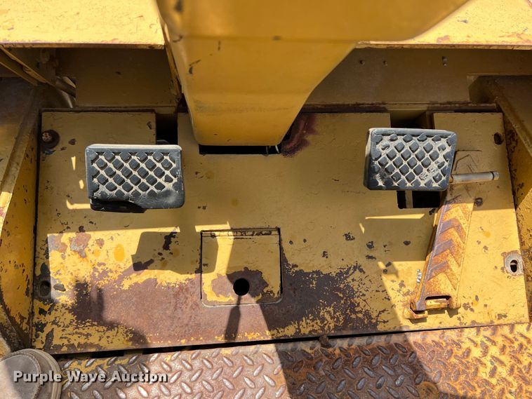 image for item DR5661 Caterpillar 494R  forklift