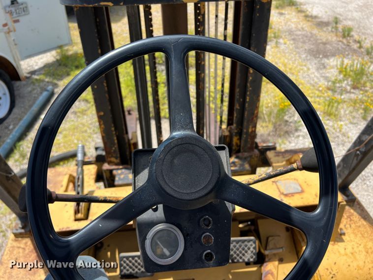 image for item DR5661 Caterpillar 494R  forklift