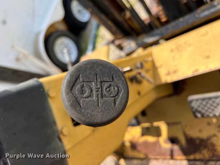 image for item DR5661 Caterpillar 494R  forklift