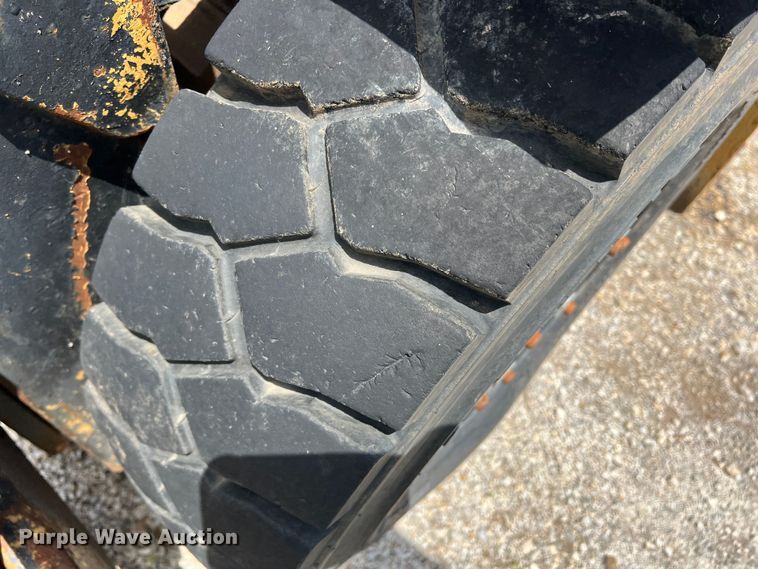 image for item DR5661 Caterpillar 494R  forklift