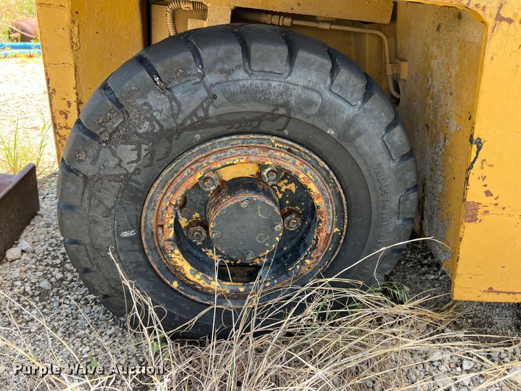 image for item DR5661 Caterpillar 494R  forklift