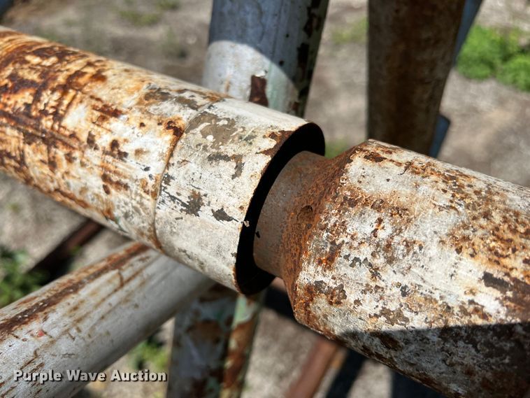 image for item DR5667 (2) bailers