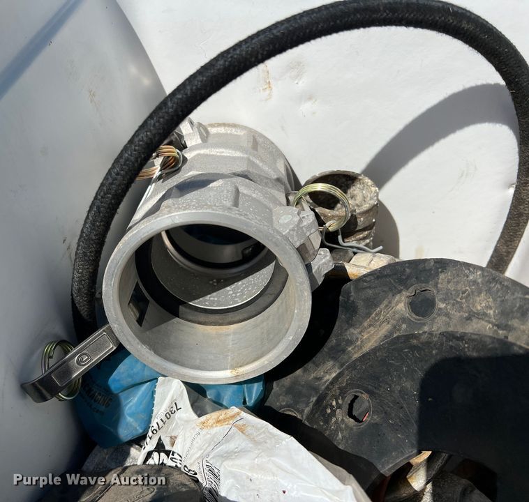 image for item DR5668 (2) pumps