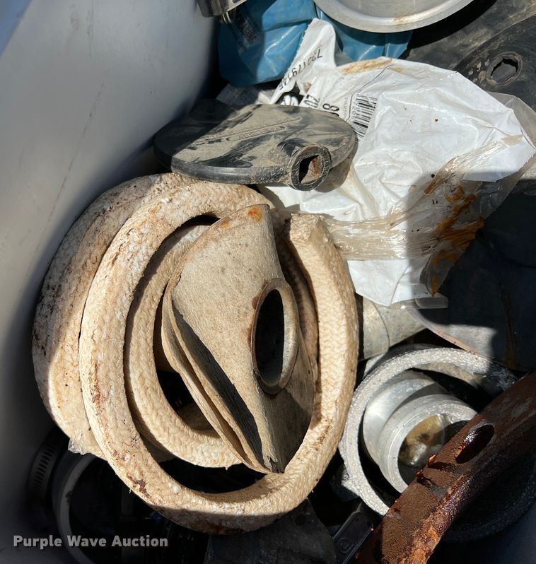 image for item DR5668 (2) pumps