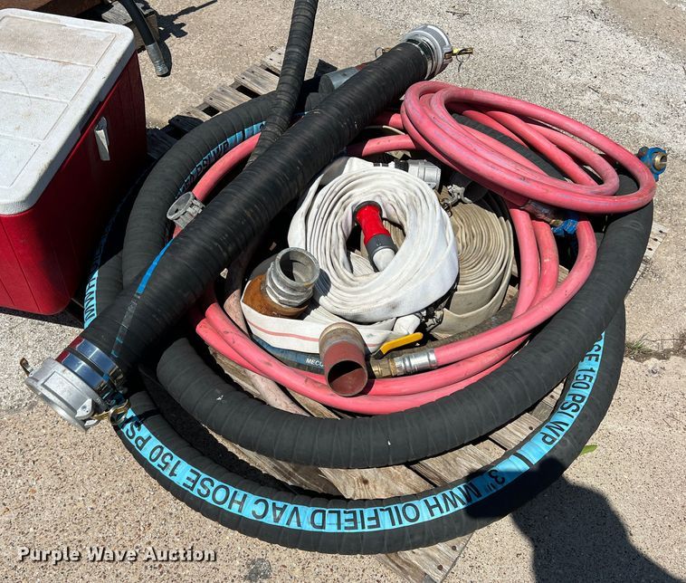 image for item DR5668 (2) pumps