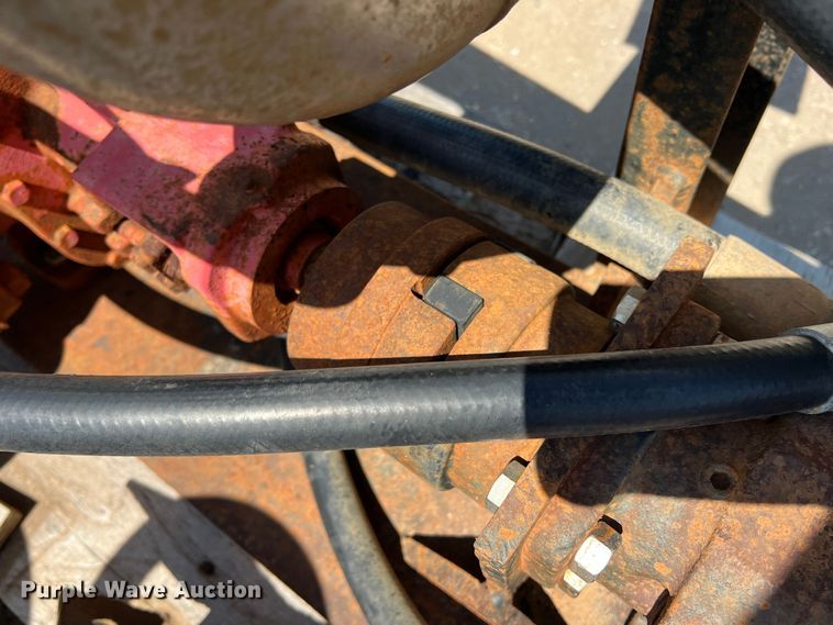 image for item DR5668 (2) pumps