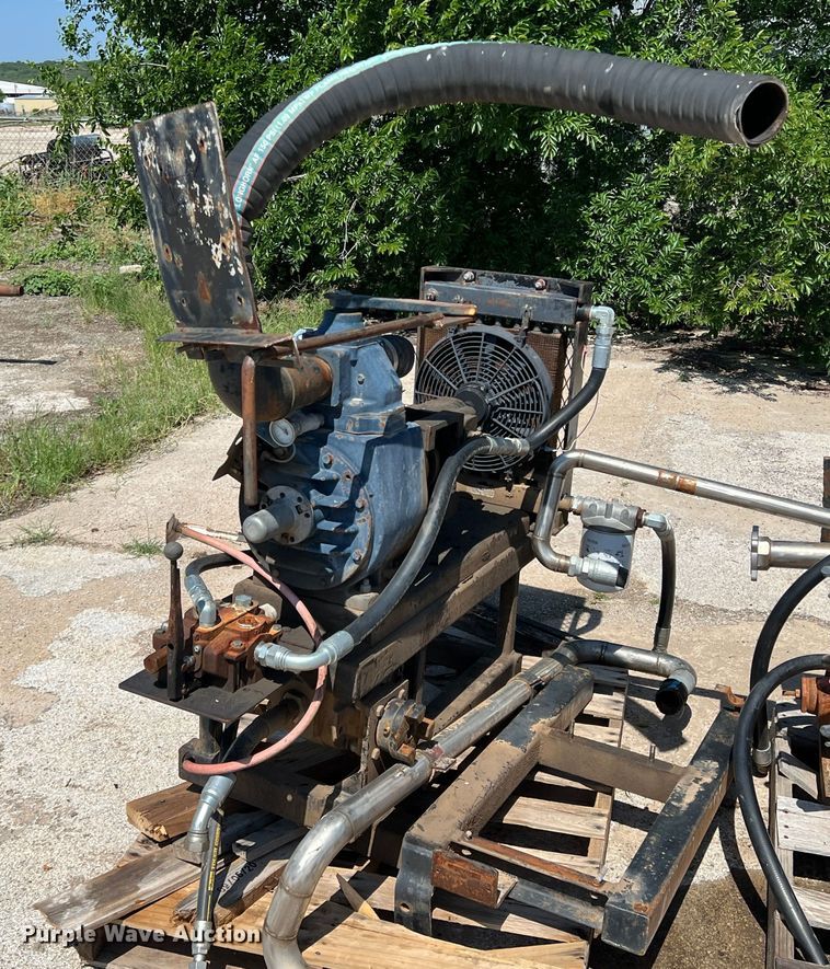 image for item DR5668 (2) pumps