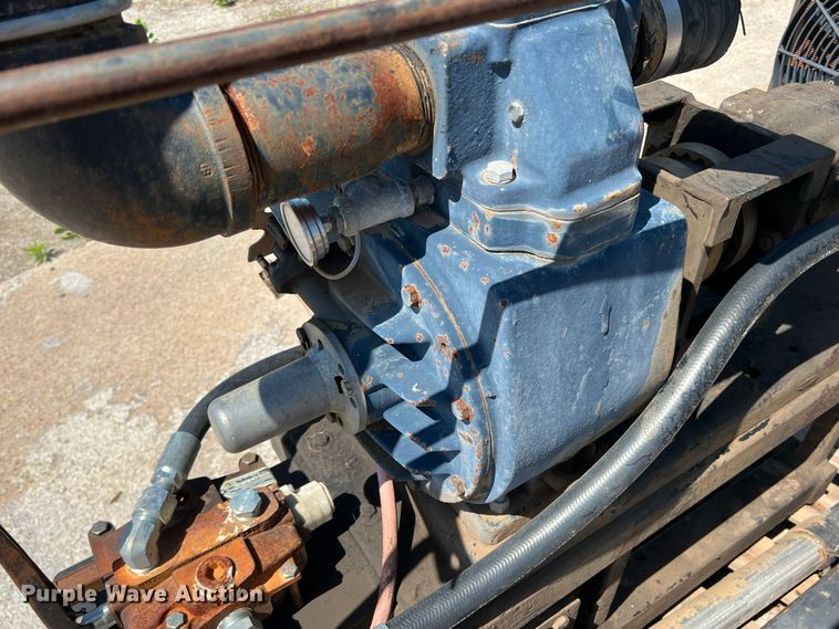 image for item DR5668 (2) pumps