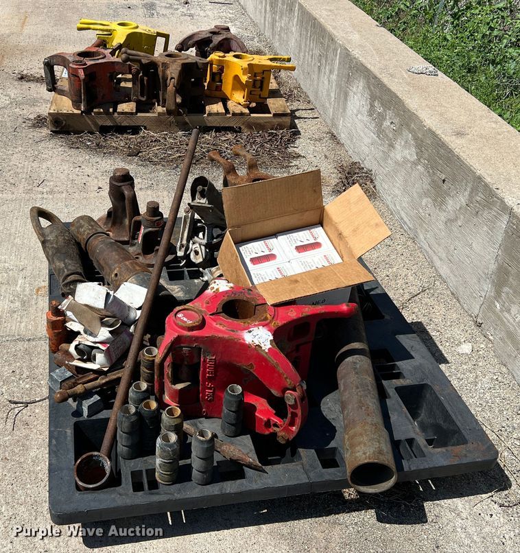 image for item DR5671 Tools