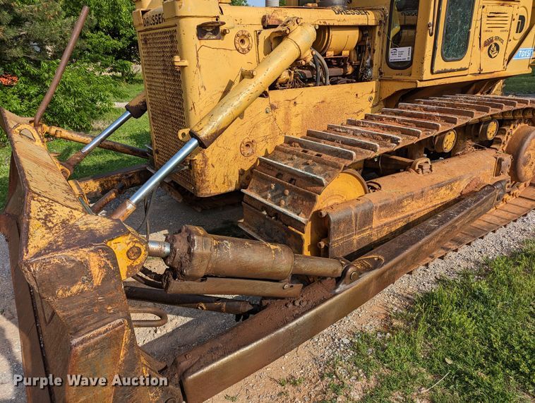 image for item DR6959 Dresser TD15C  dozer