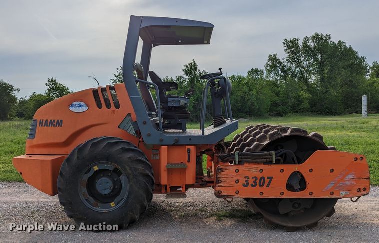 image for item DR6960 2012 Hamm 3307P  single drum vibratory roller