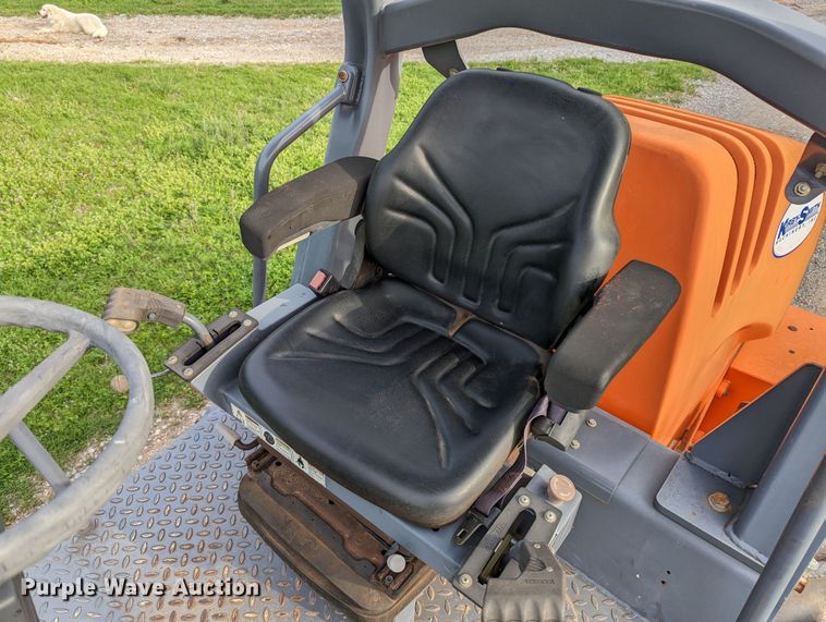 image for item DR6960 2012 Hamm 3307P  single drum vibratory roller