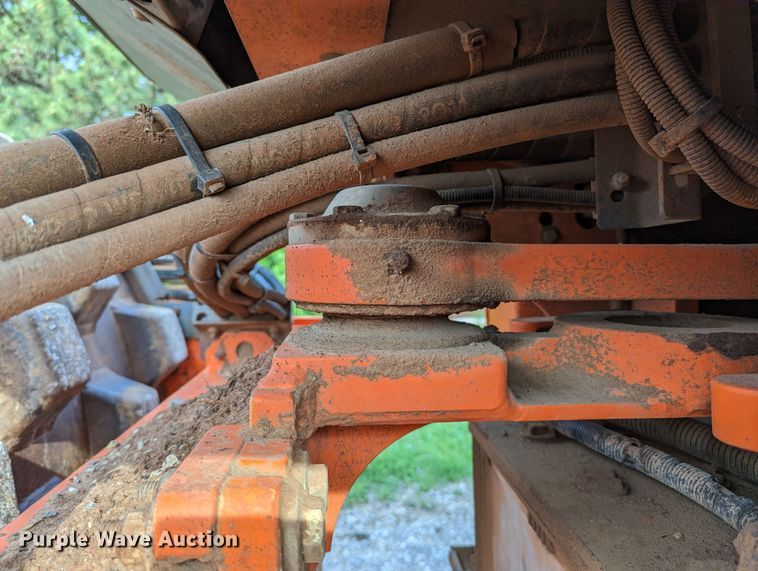 image for item DR6960 2012 Hamm 3307P  single drum vibratory roller