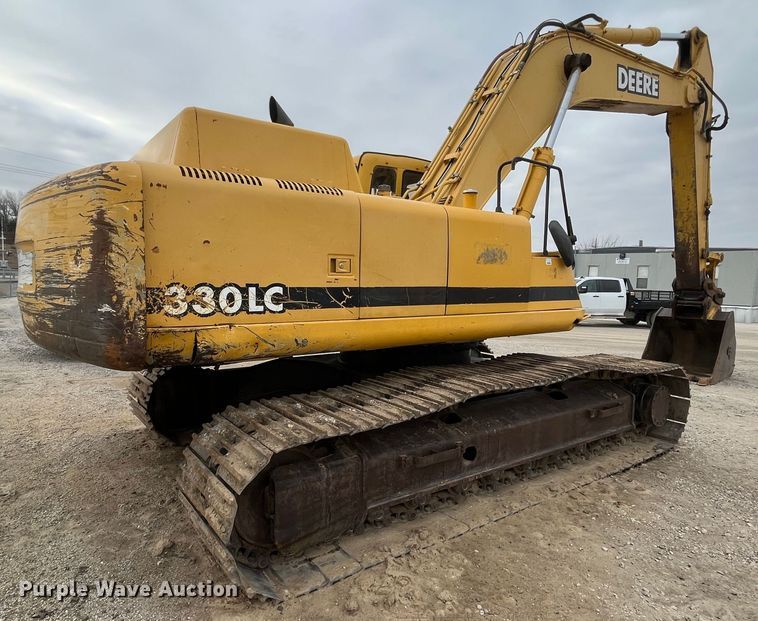 image for item DR7446 2000 John Deere 330LC  excavator