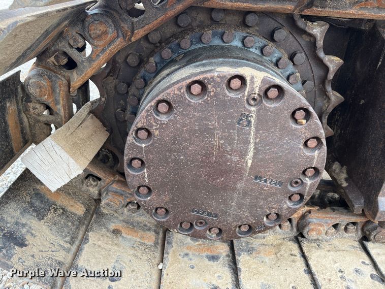 image for item DR7446 2000 John Deere 330LC  excavator