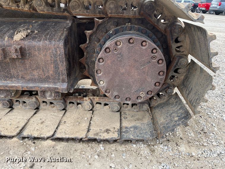 image for item DR7446 2000 John Deere 330LC  excavator