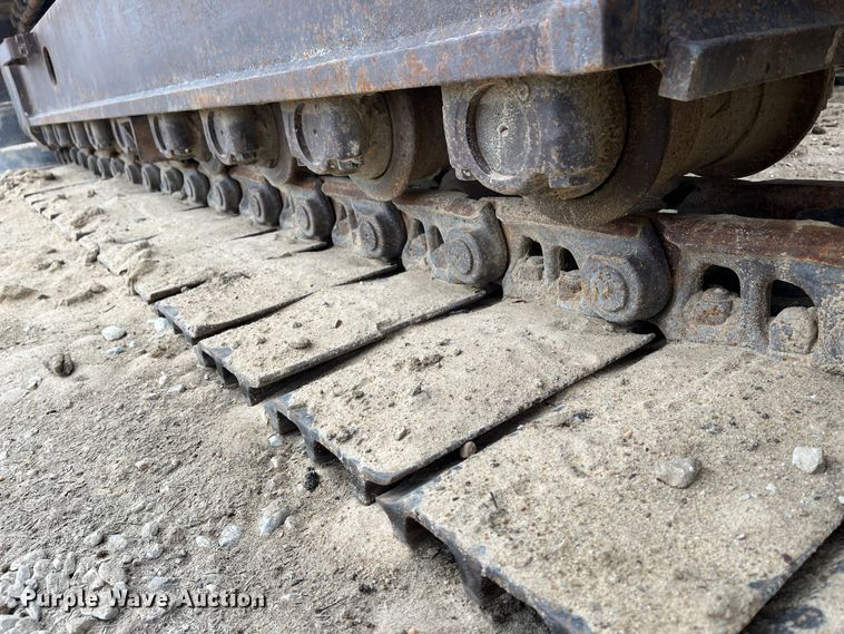 image for item DR7446 2000 John Deere 330LC  excavator