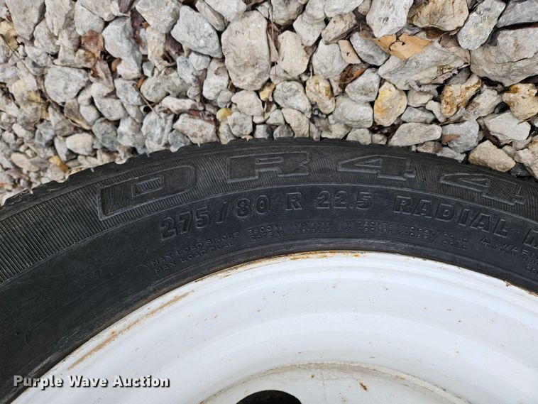 image for item DS6321 2005 Ford F650 Super Duty XLT  chipper truck