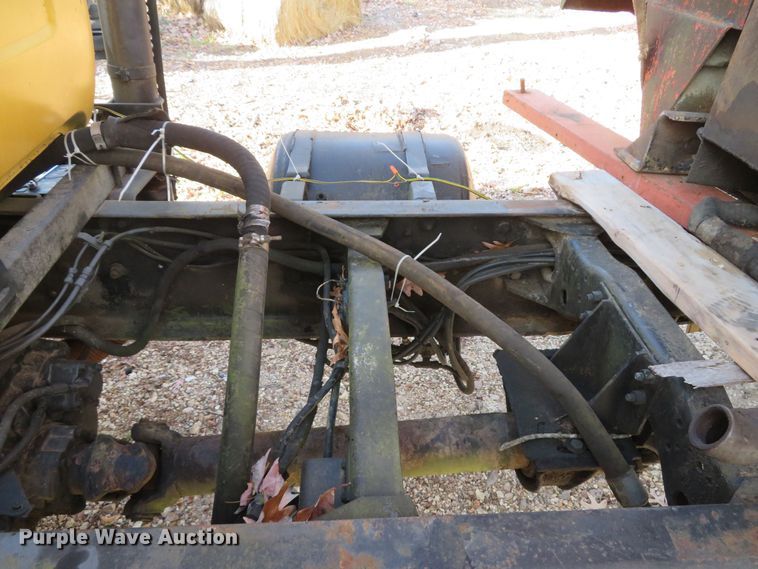 image for item FB9825 1979 Mack DM606  dump truck