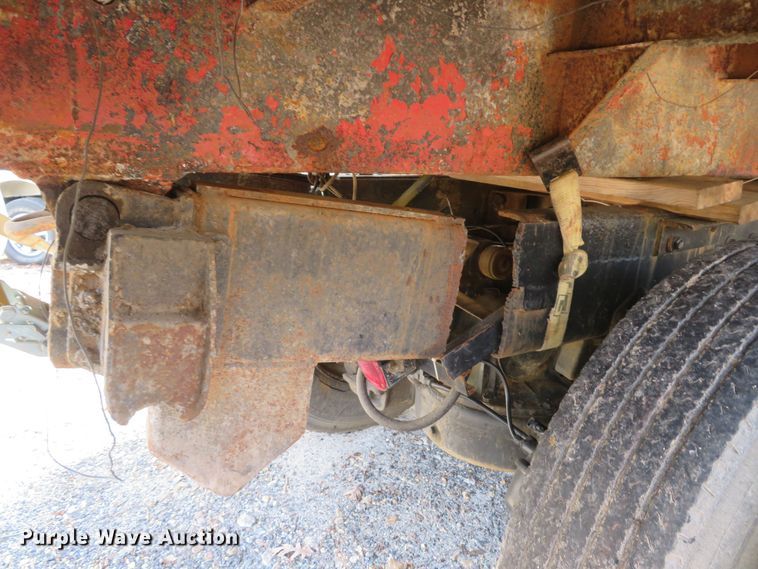 image for item FB9825 1979 Mack DM606  dump truck