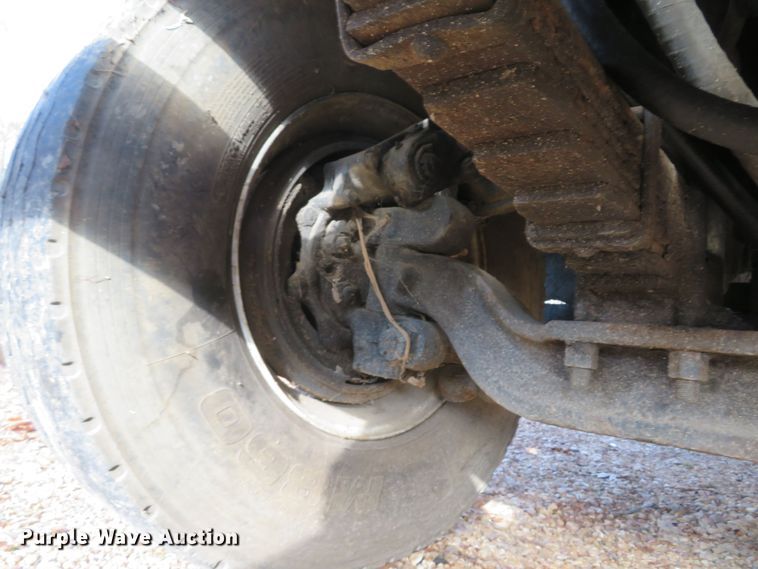 image for item FB9825 1979 Mack DM606  dump truck