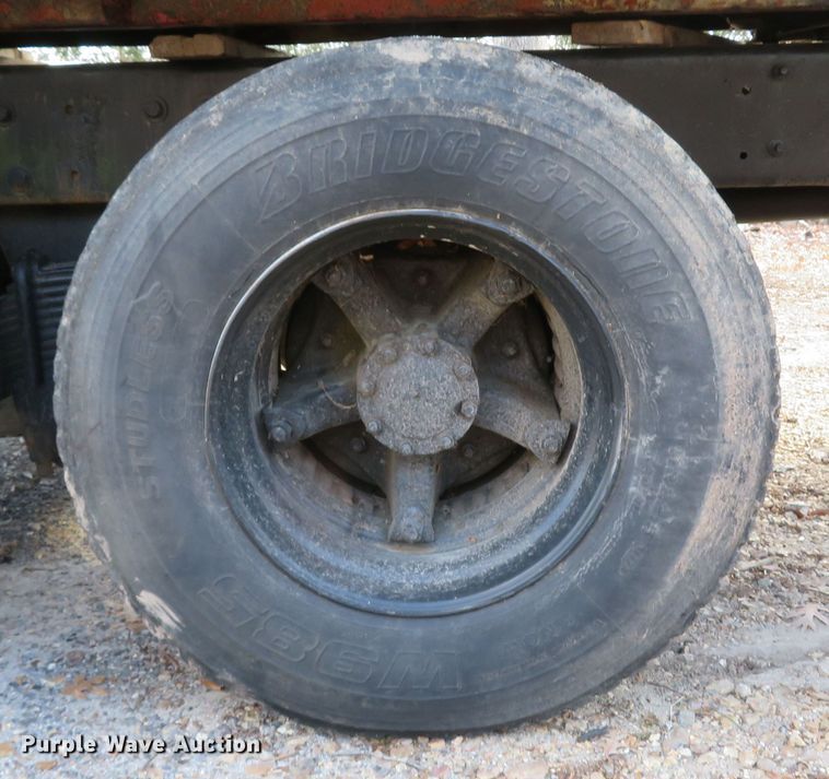 image for item FB9825 1979 Mack DM606  dump truck