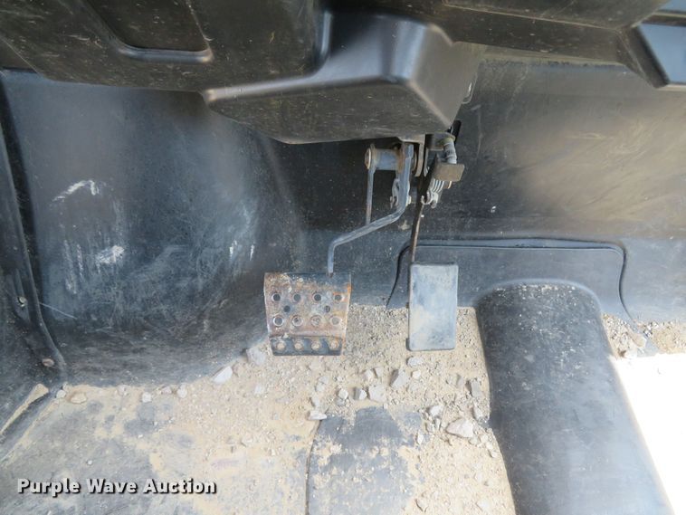 image for item FB9845 2011 Bobcat 3400  utility vehicle