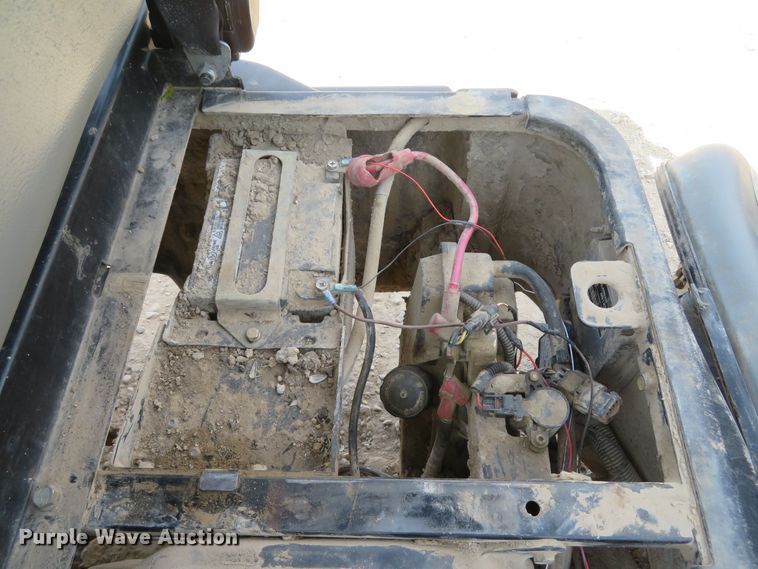 image for item FB9845 2011 Bobcat 3400  utility vehicle