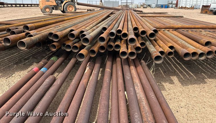 image for item JJ9931 Approximately 100 joints of 2 7/8" diameter pipe