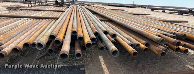 image for item JJ9931 Approximately 100 joints of 2 7/8" diameter pipe