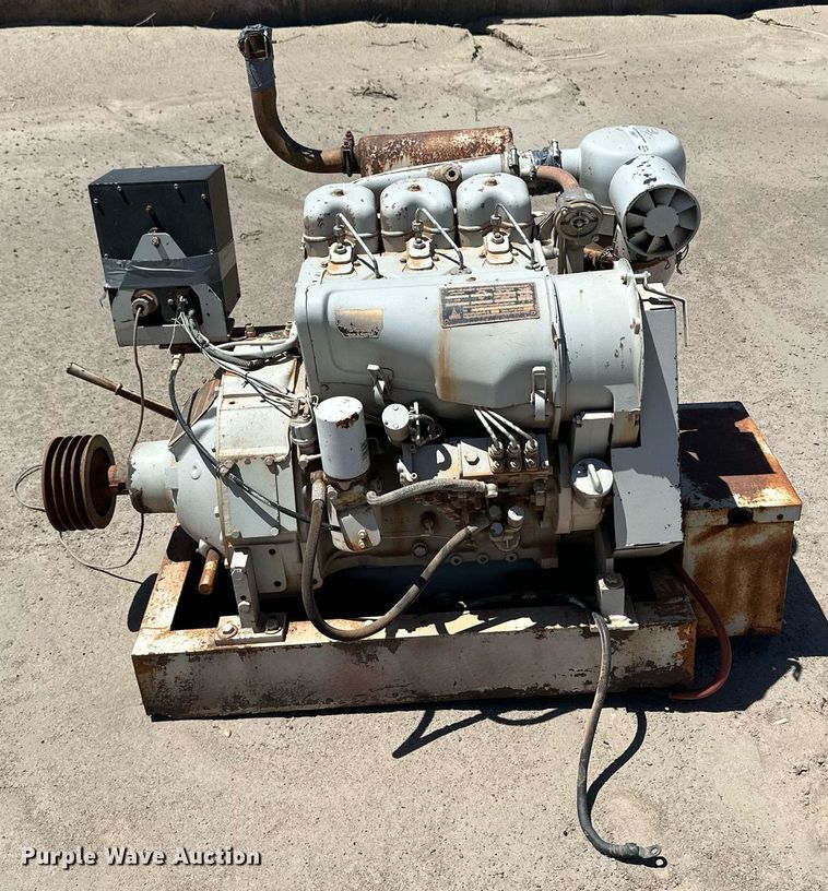 image for item JJ9960 Deutz  engine