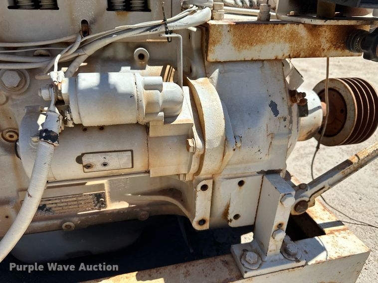 image for item JJ9960 Deutz  engine