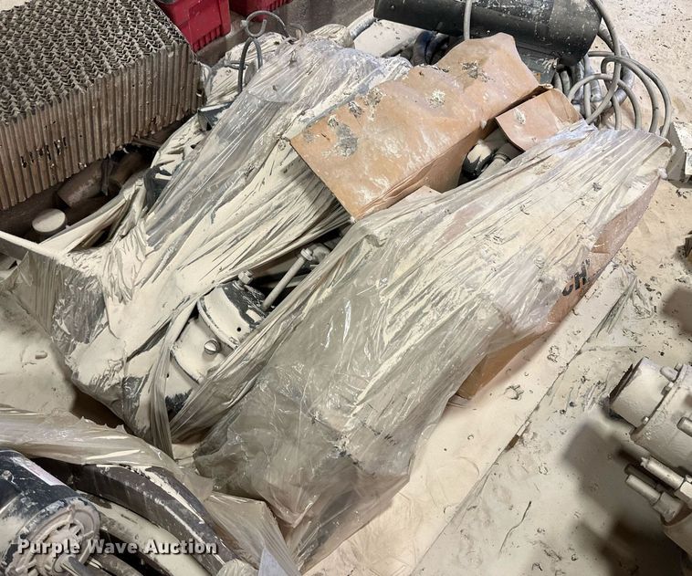 image for item JJ9961 (9) axles