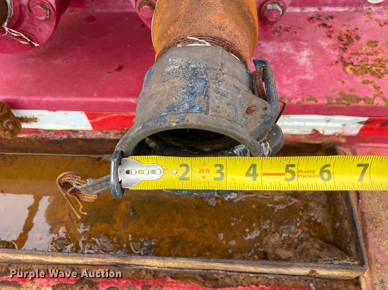 image for item KB9442 2005 GMC C7500  tank truck