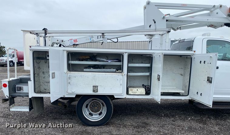 image for item KB9443 2012 Dodge Ram 4500HD  bucket truck