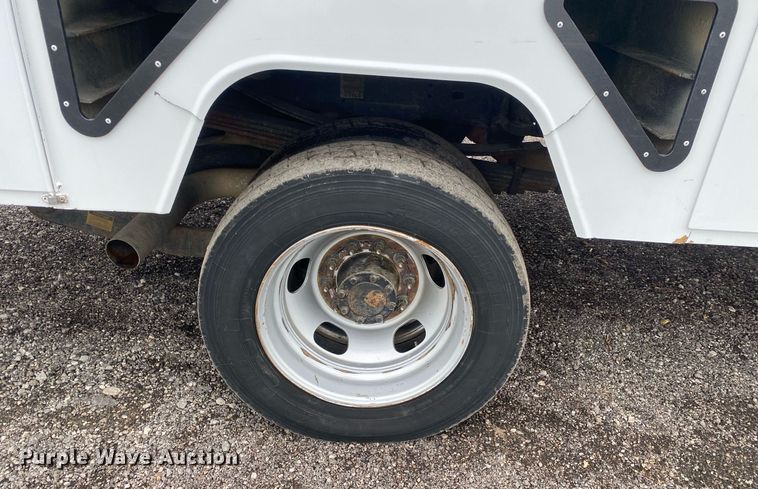 image for item KB9443 2012 Dodge Ram 4500HD  bucket truck