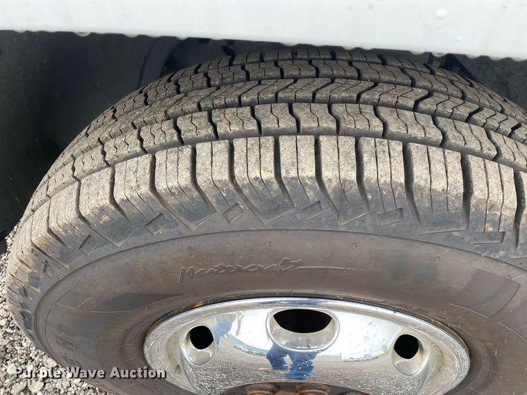 image for item KB9444 2001 Dodge Ram 3500  Quad Cab utility bed pickup truck