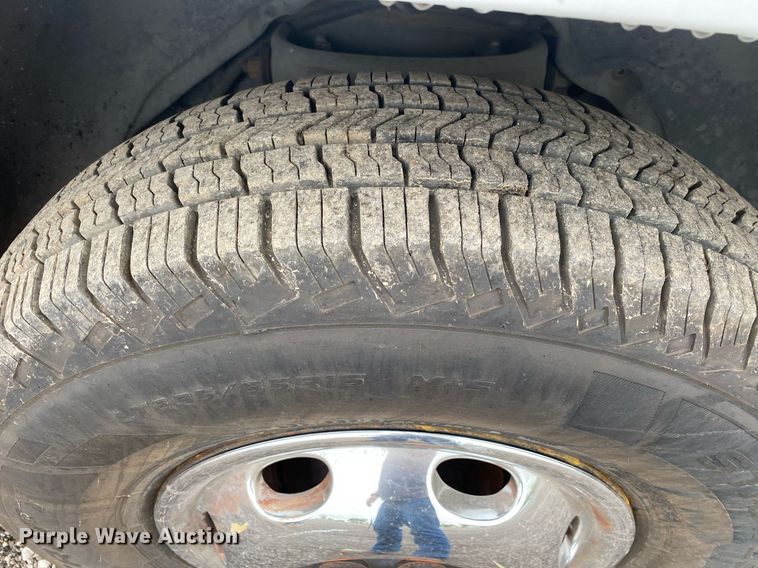 image for item KB9444 2001 Dodge Ram 3500  Quad Cab utility bed pickup truck