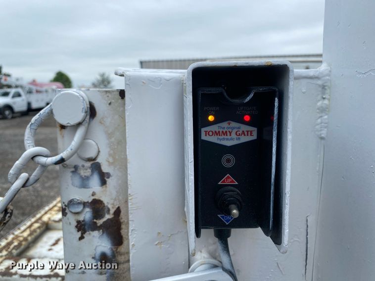 image for item KB9444 2001 Dodge Ram 3500  Quad Cab utility bed pickup truck