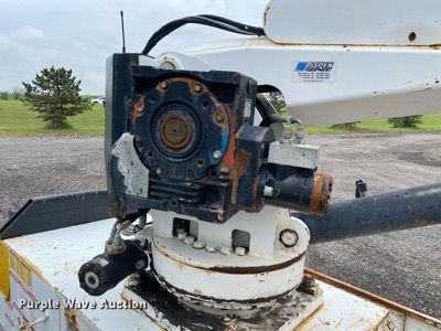 image for item KB9446 2005 Freightliner Business Class M2  utility / service truck