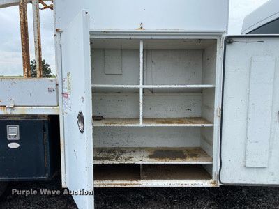 image for item KB9446 2005 Freightliner Business Class M2  utility / service truck