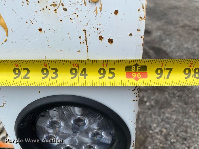 image for item KB9446 2005 Freightliner Business Class M2  utility / service truck