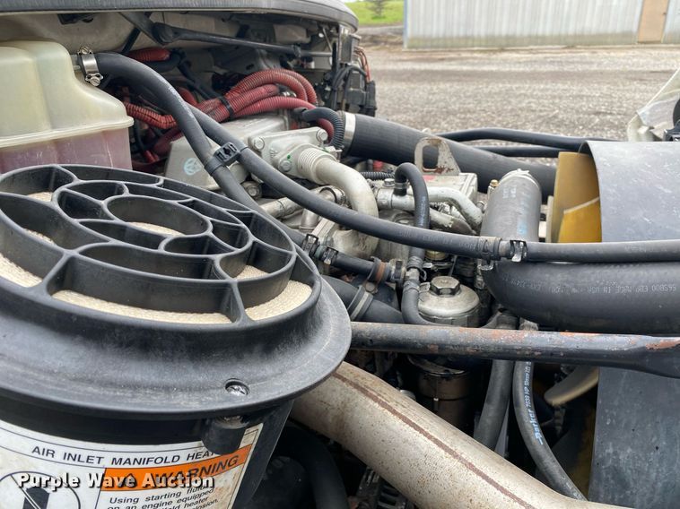 image for item KB9446 2005 Freightliner Business Class M2  utility / service truck