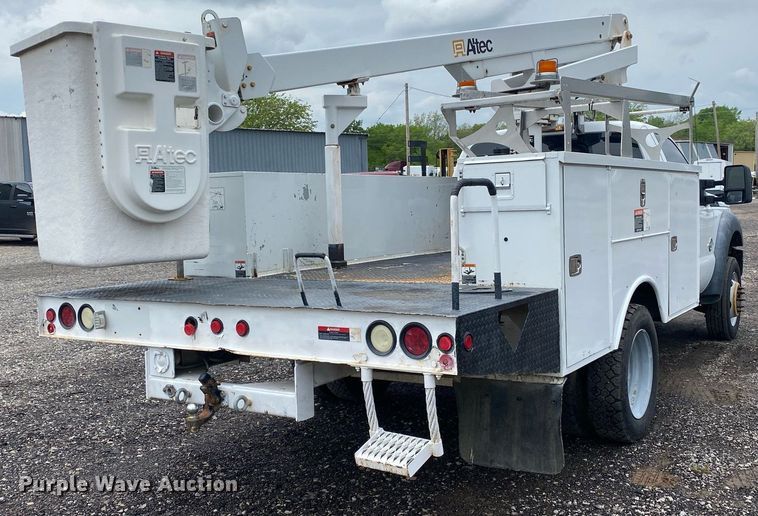 image for item KB9452 2011 Ford F450 Super Duty  bucket truck