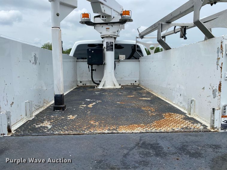 image for item KB9452 2011 Ford F450 Super Duty  bucket truck