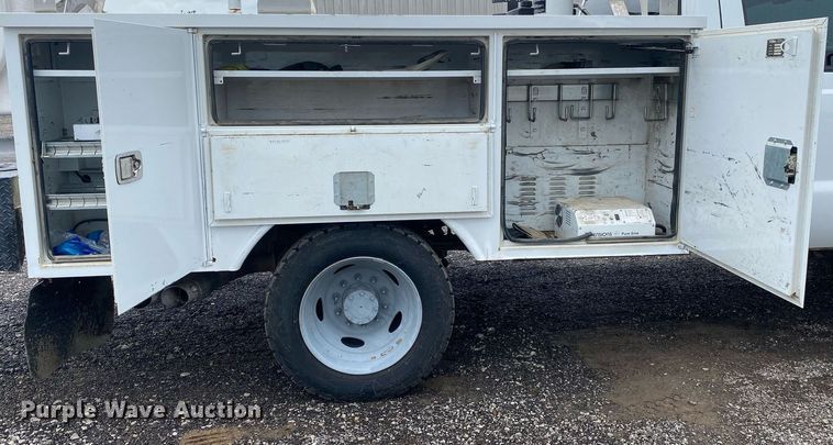 image for item KB9452 2011 Ford F450 Super Duty  bucket truck