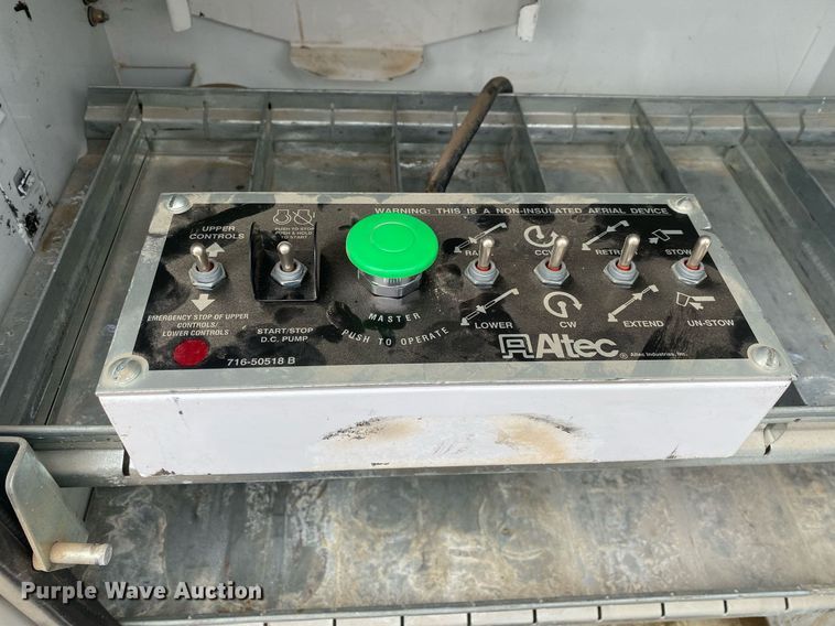 image for item KB9452 2011 Ford F450 Super Duty  bucket truck