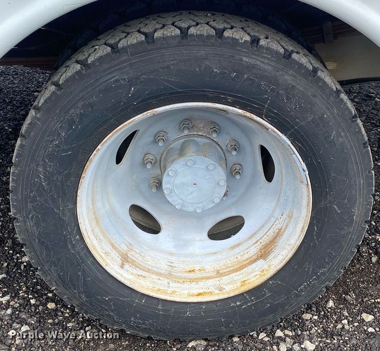 image for item KB9452 2011 Ford F450 Super Duty  bucket truck