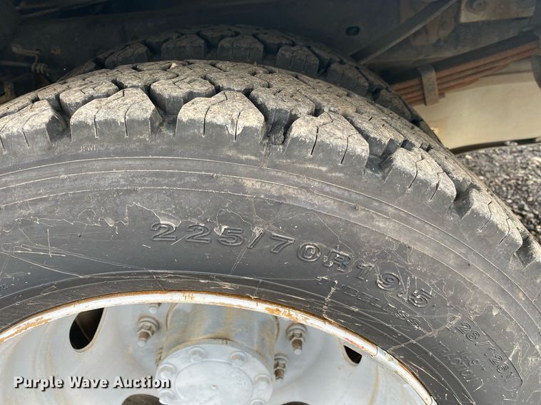 image for item KB9452 2011 Ford F450 Super Duty  bucket truck