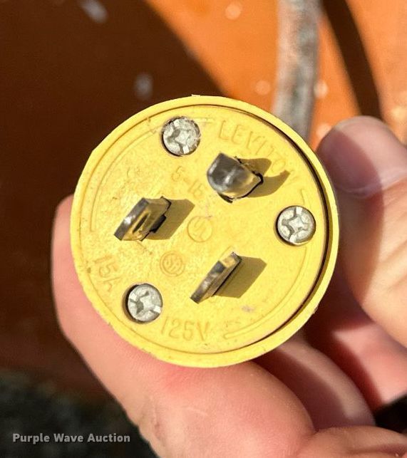 image for item KL9098 1998 JLG Sizzor 3969-E  scissor lift